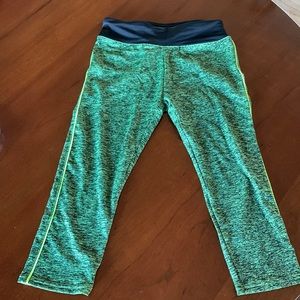 Green Capri Running Tights